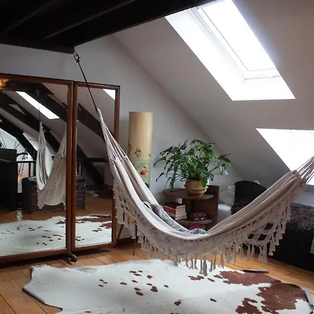 Pakhuis Nyaraló Gent